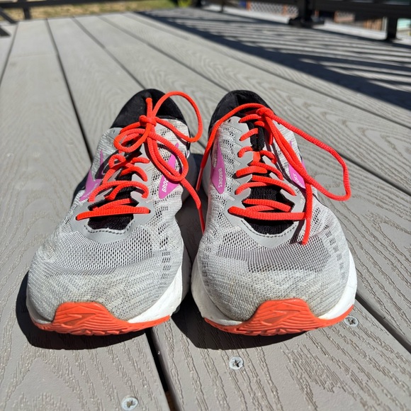 Brooks Launch 6 Women's Size 9 Grey/Black/Purple Athletic Running Shoes - Picture 5 of 10